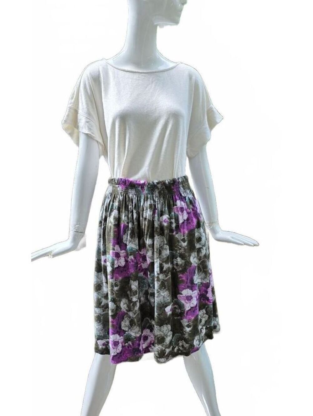 Blue Sky Women's Summery Short Floral Skirt Lightweight Rayon Lg.